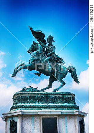 big napoleon statue 39676211