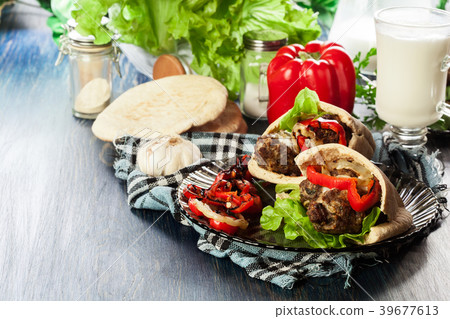 Tasty kofta kebab 39677613