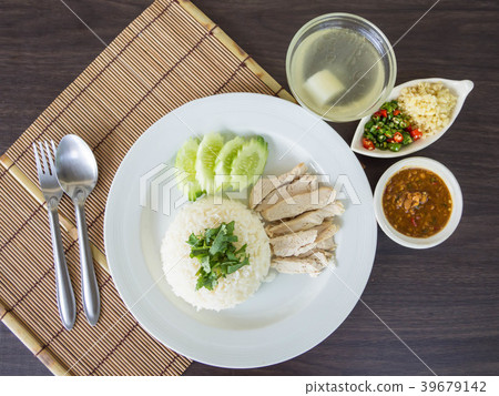 Hainanese chicken rice , Thai gourmet steamed chic Hainanese chicken rice , Thai gourmet steamed chic 39679142