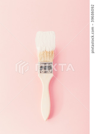 Brush with white paint Brush with white paint 39686092