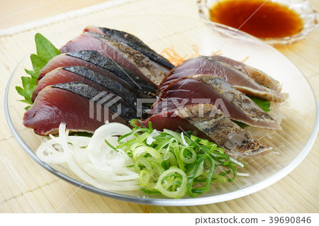 TATTAKI TATTAKI 39690846