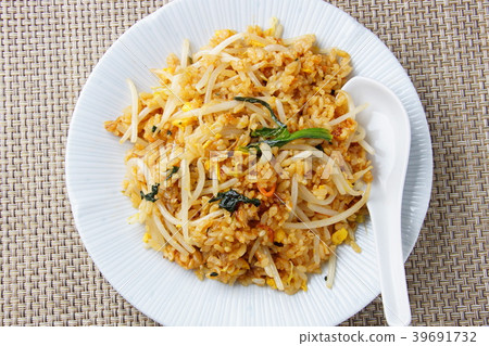 Kimchi fried rice Kimchi fried rice 39691732