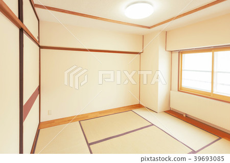 Japanese room with tatami Japanese room with tatami 39693085