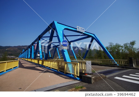 Higashi Miyoshi Bridge Higashi Miyoshi Bridge 39694462