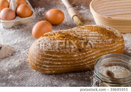 Homemade sourdough bread rustic Homemade sourdough bread rustic 39695955