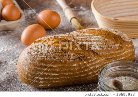 Homemade sourdough bread rustic Homemade sourdough bread rustic 39695958