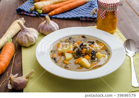 Honest homemade potato soup 39696579