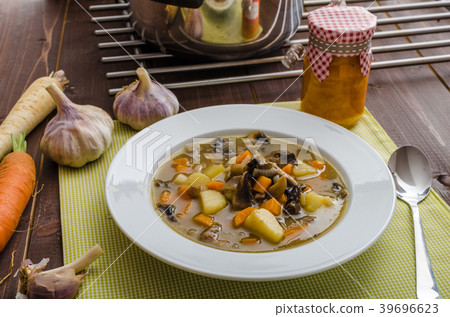 Honest homemade potato soup 39696623