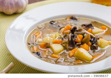 Honest homemade potato soup Honest homemade potato soup 39696637