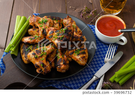 Barbecue grilled chicken wing Barbecue grilled chicken wing 39696732