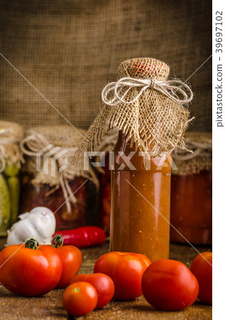 Homemade ketchup Homemade ketchup 39697102