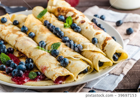 Pancakes with jam and blueberries Pancakes with jam and blueberries 39697153