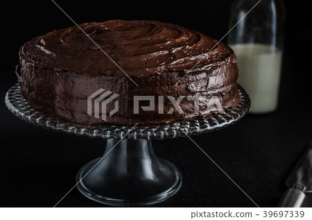 Chocolate cake Chocolate cake 39697339