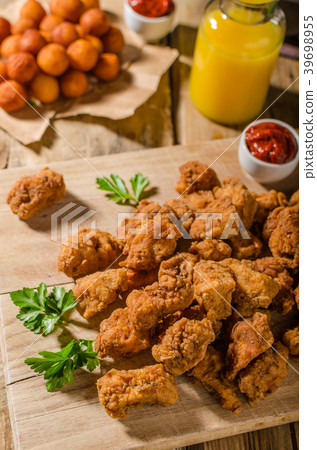 Delicious chicken popcorn Delicious chicken popcorn 39698955