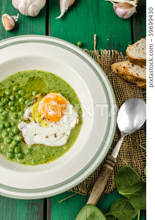 Soup of young peas Soup of young peas 39699430
