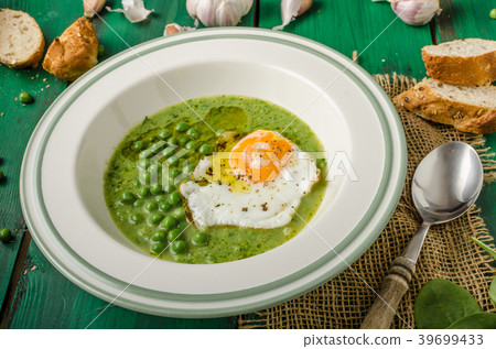 Soup of young peas Soup of young peas 39699433