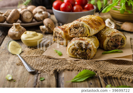 Sausage Roll delicious recepy 39699722