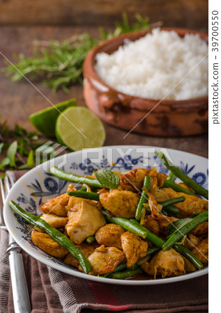 Stir fry chicken 39700550