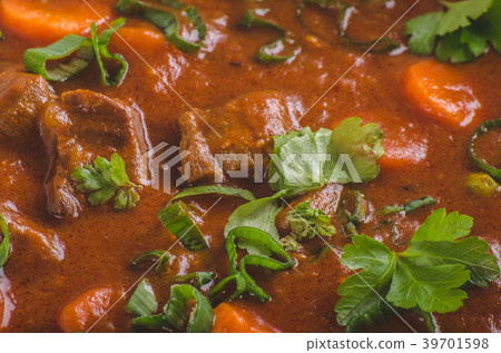 Beef stew with carrots 39701598
