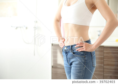 Slim lady Slim lady 39702403