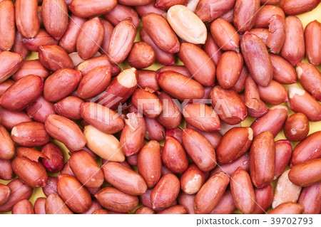 Top view of red peanut Top view of red peanut 39702793