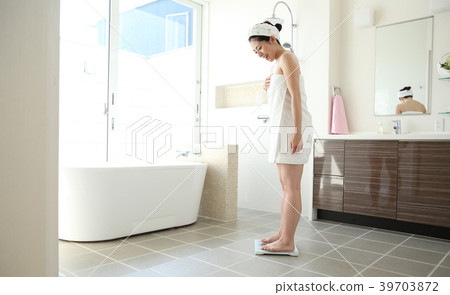 一個規模的女人 39703872
