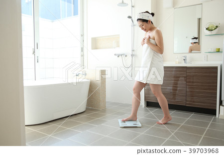 一個規模的女人 一個規模的女人 39703968