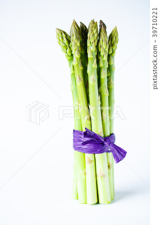 Green asparagus 39710221