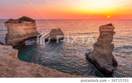 Italy, Santo Andrea cliffs in Puglia Italy, Santo Andrea cliffs in Puglia 39715701