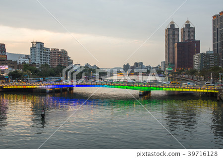 台灣 高雄 愛河 台灣 高雄 愛河 39716128