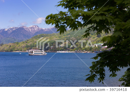 Lake Chuzenji May, Nikko City, Tochigi Prefecture 39716418