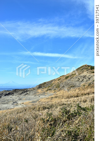 高分辨率）神奈川縣三浦市的黑崎山富士山風景 39717541