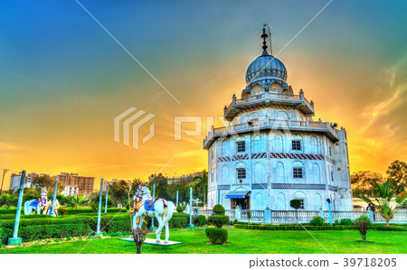 Gurudwara Guru Ka Taal, a historical Sikh 39718205
