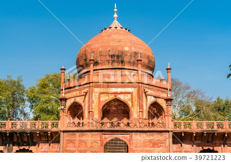 Tomb of Fatehpuri Begum near Taj Mahal in Agra 39721223