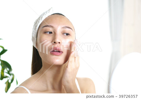 Beauty scene (make off) Beauty scene (make off) 39726357