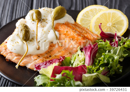 Grilled salmon with cream sauce, capers Grilled salmon with cream sauce, capers 39726431