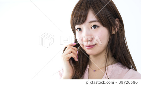 削減模型年輕女子 削減模型年輕女子 39726580