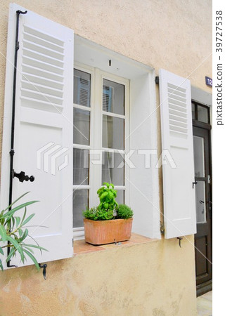 St tropez saint-tropez St tropez saint-tropez 39727538