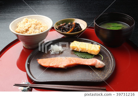 日本料理 39731216