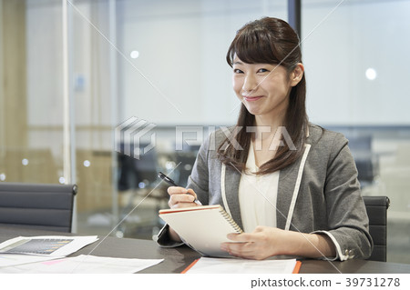 Business woman Business woman 39731278