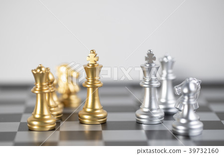 Two side for business fight for the market. 39732160