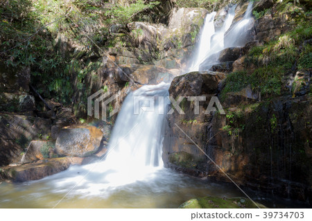 The waterfall 39734703