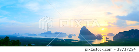 Panorama of Samed Nangshe viewpoint at sunrise 39737254