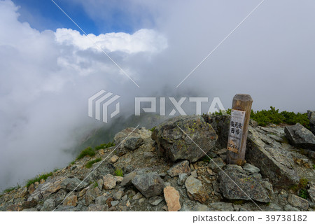 Southern Alps Mt. Shiomi summit Southern Alps Mt. Shiomi summit 39738182