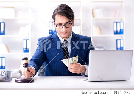 Lawyer receiving money as bribe 39741782