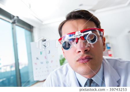 Eye doctor in eyecare concept in hospital 39743253