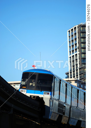 Tokyo monorail and blue sky Tokyo monorail and blue sky 39744076