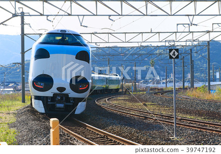 Panda Kuroshio No. JR 287 Panda face Express Train Kuroshio 28 Panda Kuroshio No. JR 287 Panda face Express Train Kuroshio 28 39747192