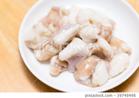 Beef small intestine 39748498