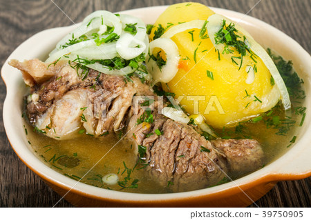 Caucasian meat soup - Hashlama Caucasian meat soup - Hashlama 39750905